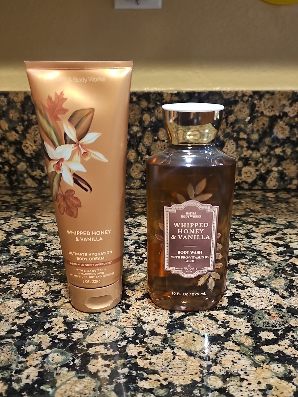 Bath & Body Works Whipped Honey & Vanilla Body Cream & Body Wash